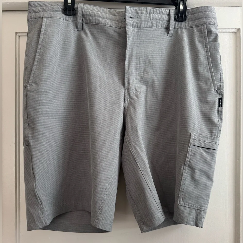 Men's Gray crossover Shorts - Picture 1 of 3
